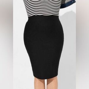 00 - torrid Pencil Skirt